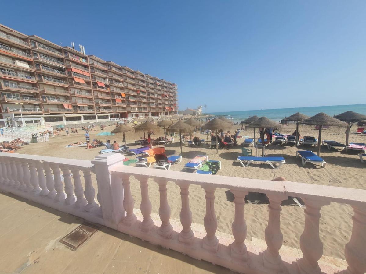 Playa Naufragos 150 Meters Centrum Swimming Pool Piscina Torrevieja